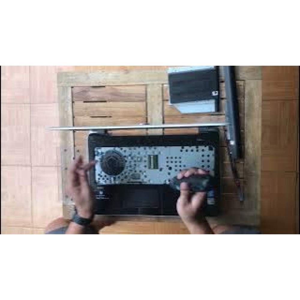 Hướng dẫn tháo lắp laptop HP 15-n214tx để nâng cấp ổ cứng SSD